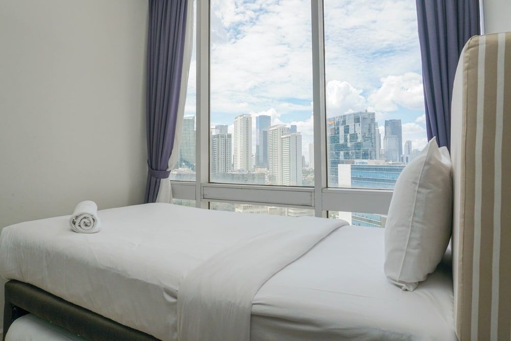 undefined Modern and Stylish 2BR at The Empyreal Apartment 10