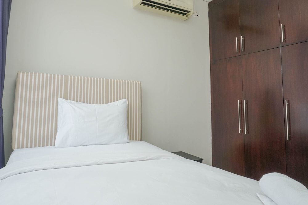 undefined Modern and Stylish 2BR at The Empyreal Apartment 5