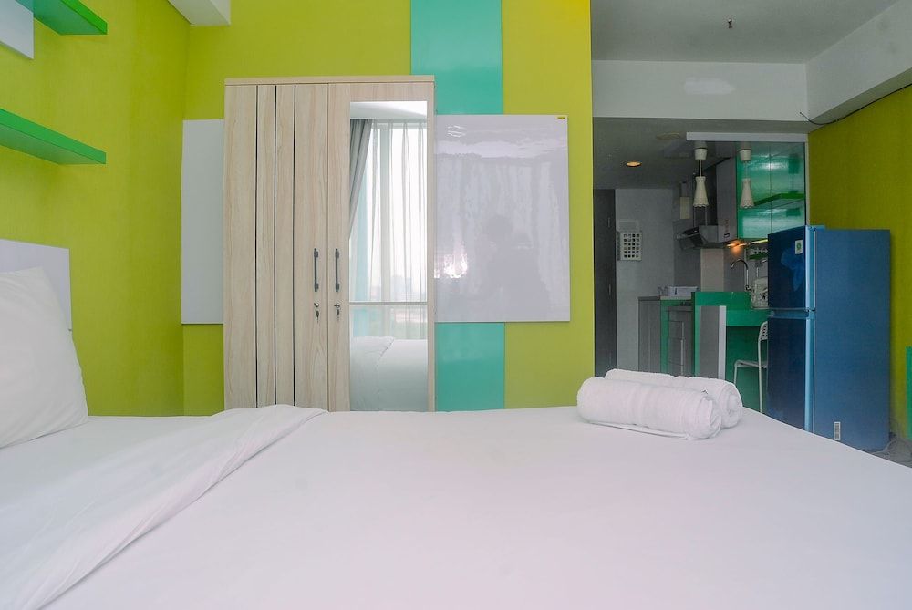 undefined Cozy Studio with City View at H Residence Apartment 8