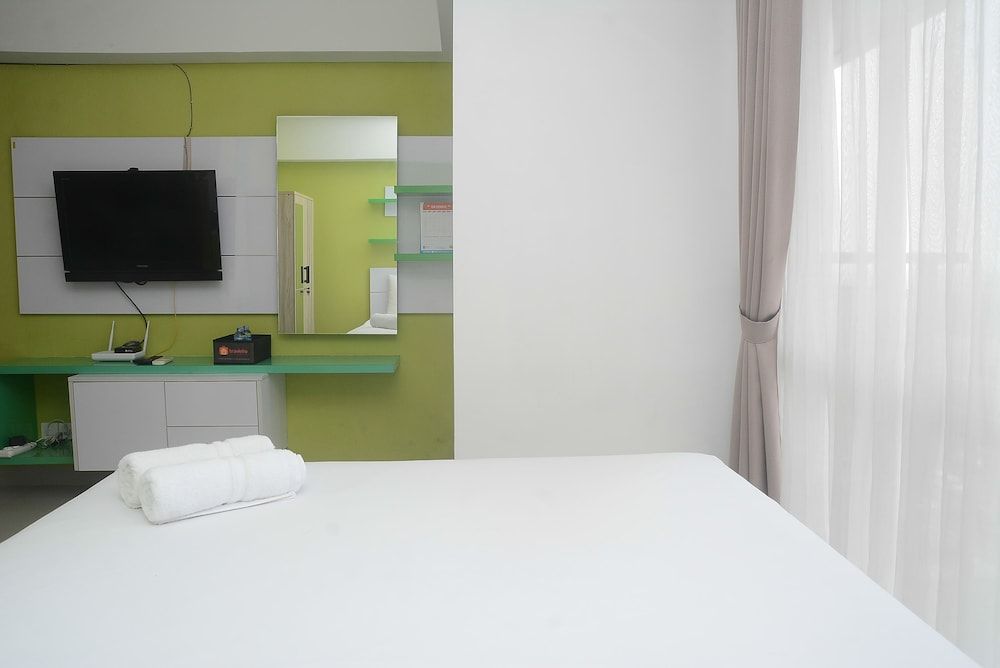 undefined Cozy Studio with City View at H Residence Apartment 9