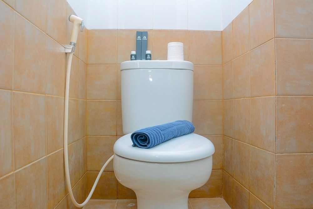 undefined Trendy 2BR Green Pramuka Apartment 9