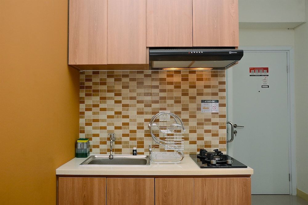 undefined Trendy 2BR Green Pramuka Apartment 2