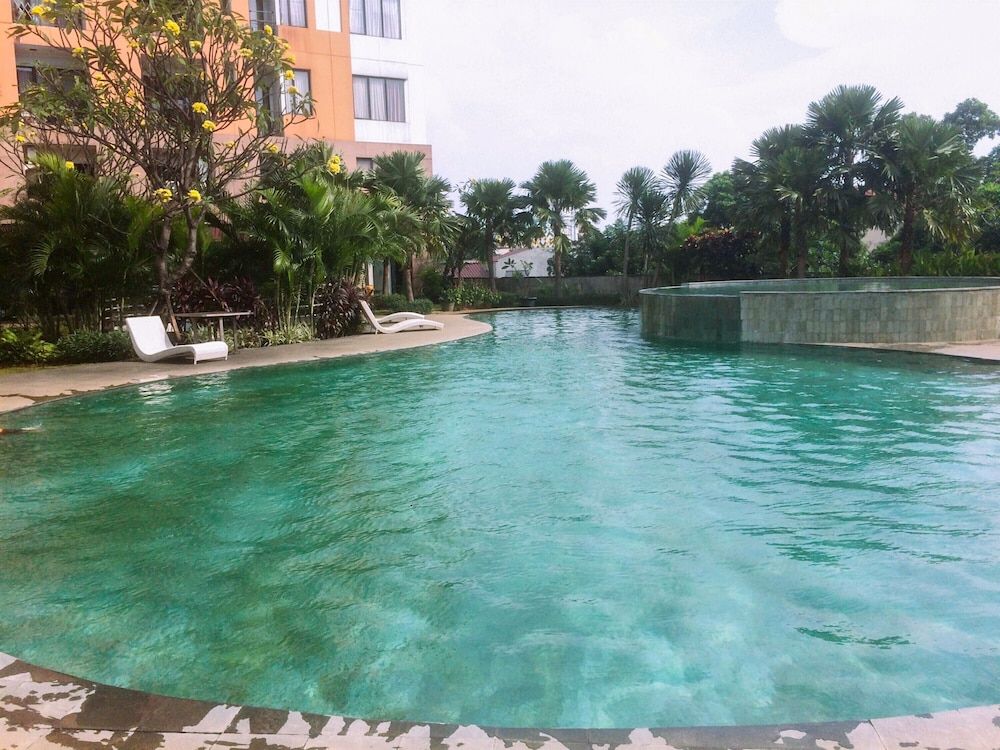 undefined Comfort 2BR Apartment at Cervino Village 7