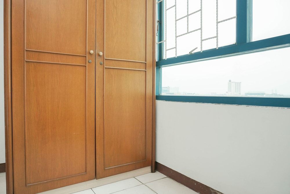 Spacious and Good 3BR Pangeran Jayakarta Apartment Room 19
