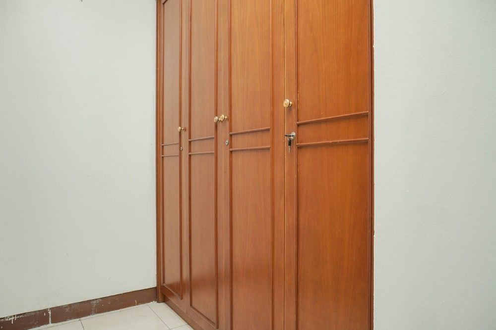 Spacious and Good 3BR Pangeran Jayakarta Apartment Room 18