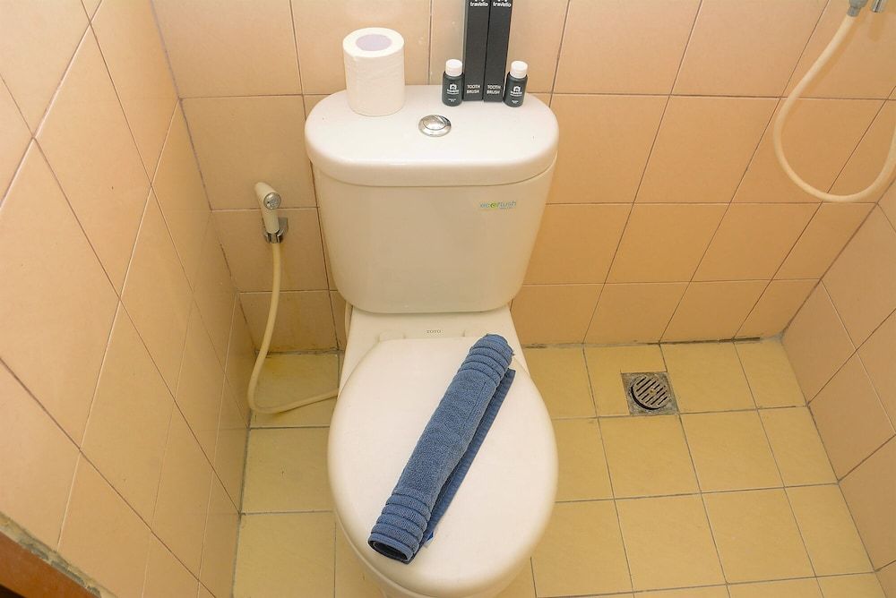 Comfort and Modern Studio Tifolia Apartment Room 10