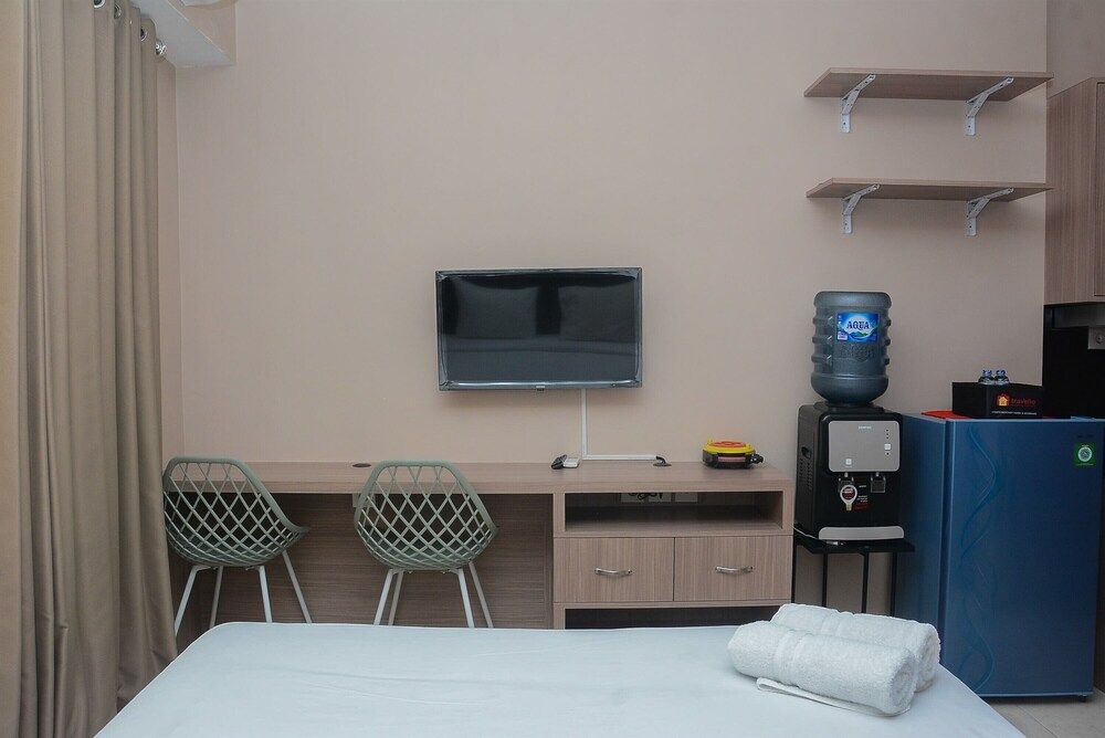 undefined New Furnished @ Studio Maple Park Apartment 8