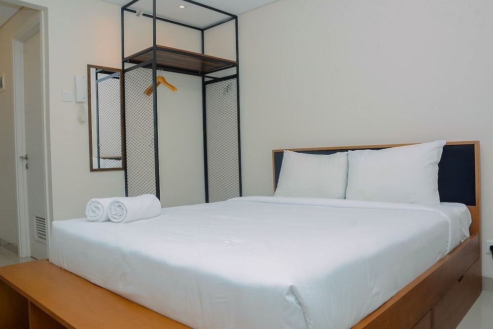undefined Comfy and Minimalist Studio Kebayoran Icon Apartment