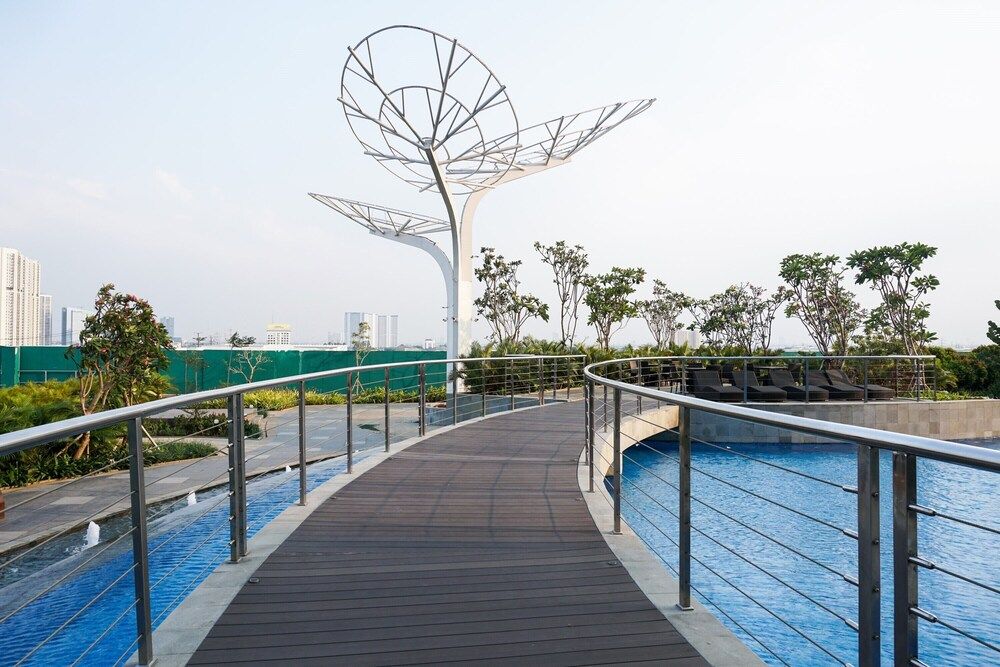 undefined Brand New and Luxury 1BR at West Vista Apartment