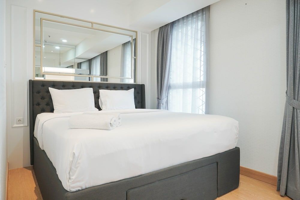 undefined Brand New and Luxury 1BR at West Vista Apartment 10