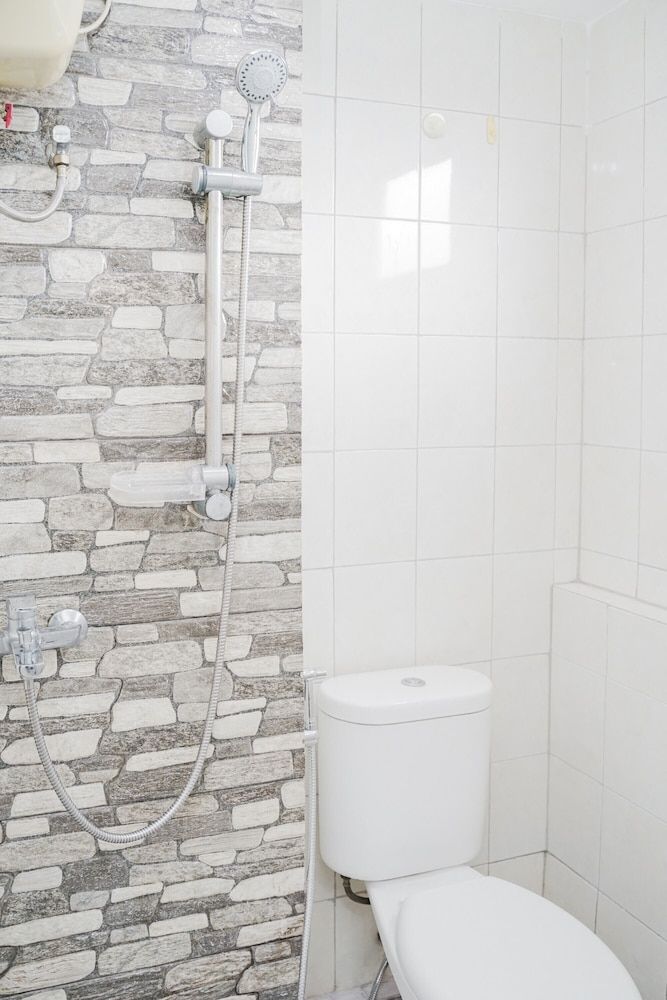 undefined Roomy Studio Room Bintaro Park View Apartment 10