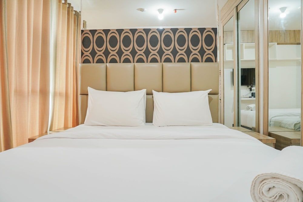 undefined Chic and Cozy Studio at Tifolia Apartment 10