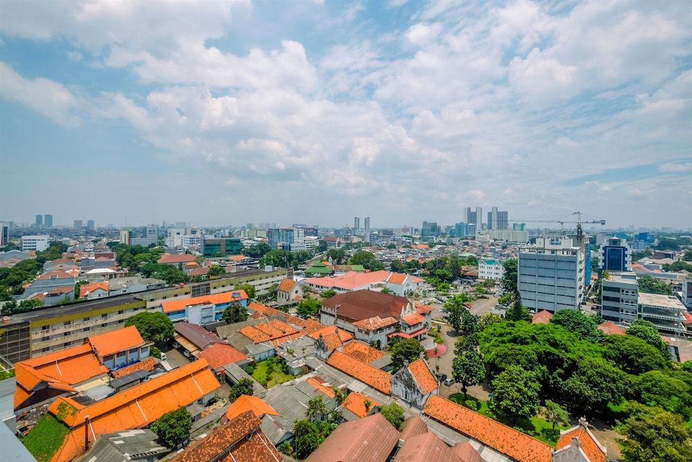 undefined Warm and Cozy Studio Room at Menteng Park Apartment 2
