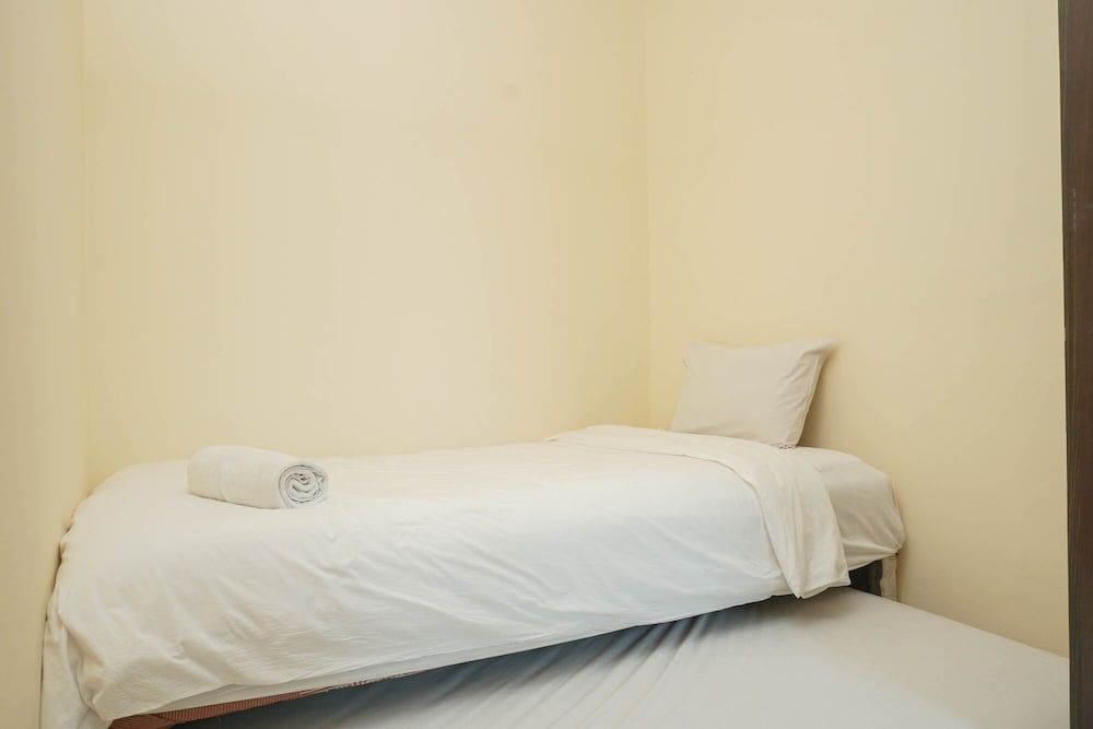 Strategic for 4 Pax 2BR City Home Apartment near MOI Room 10