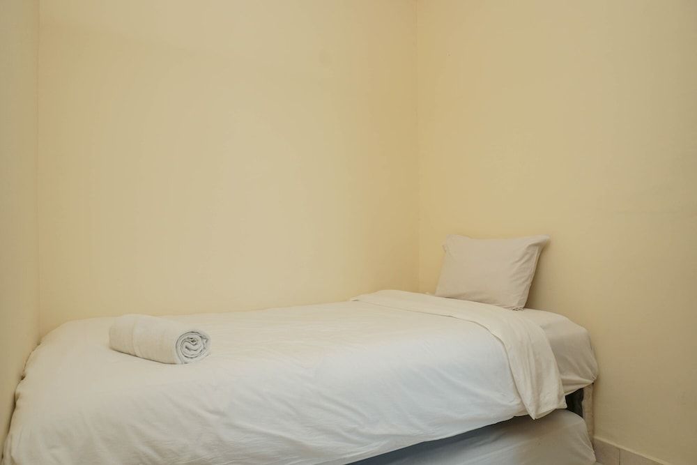 undefined Strategic for 4 Pax 2BR City Home Apartment near MOI 9