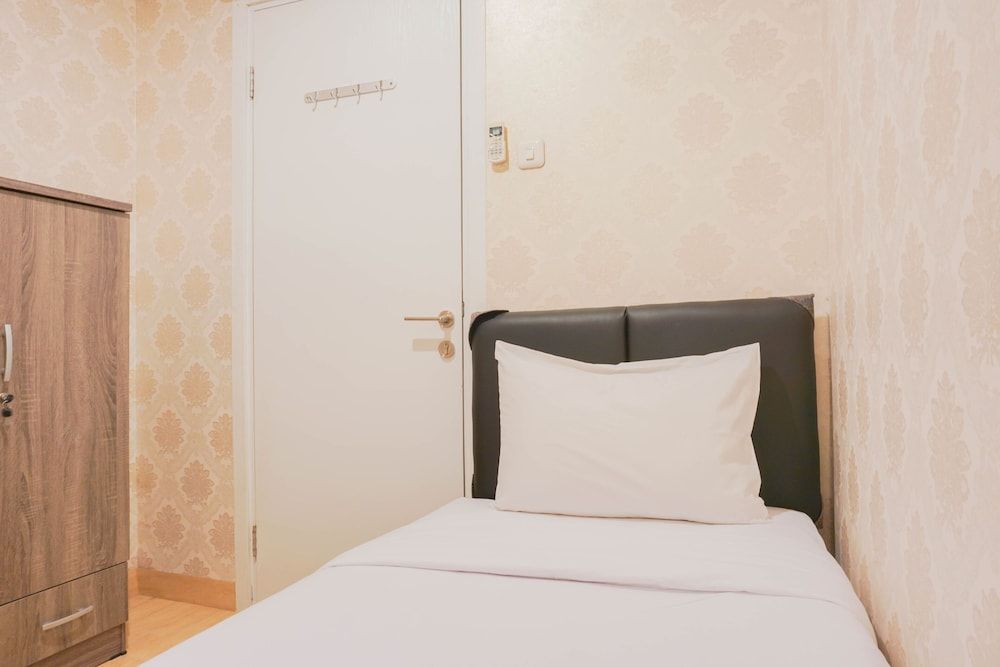 undefined Nice and Spacious 2BR Green Pramuka City Apartment 9