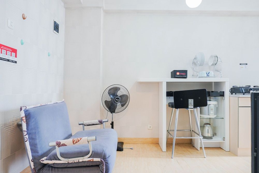Nice and Spacious 2BR Green Pramuka City Apartment Room 13