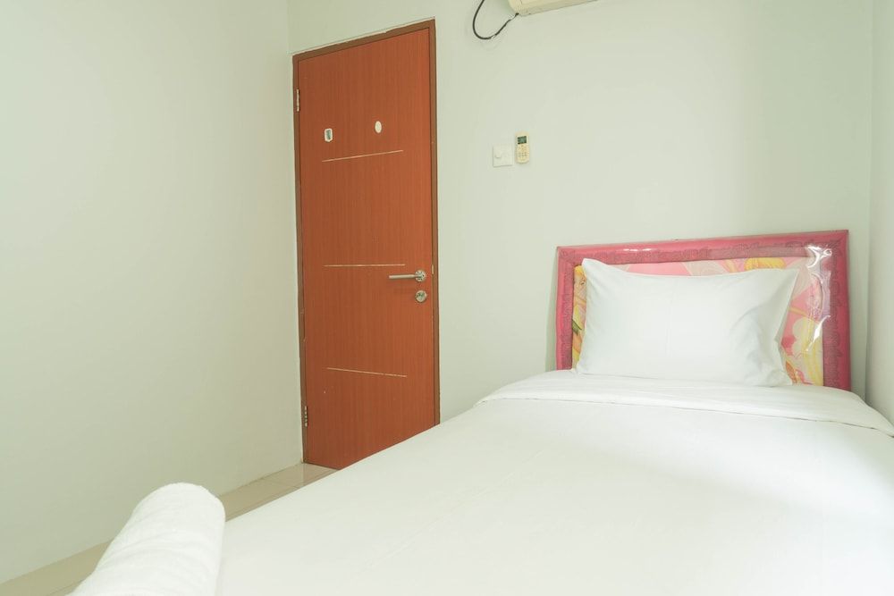 undefined Spacious and Homey 2BR Green Central City Apartment 6