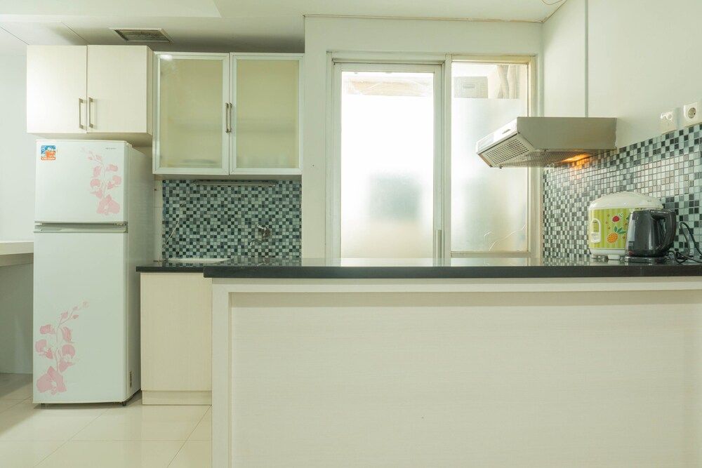 Spacious and Homey 2BR Green Central City Apartment Room 15