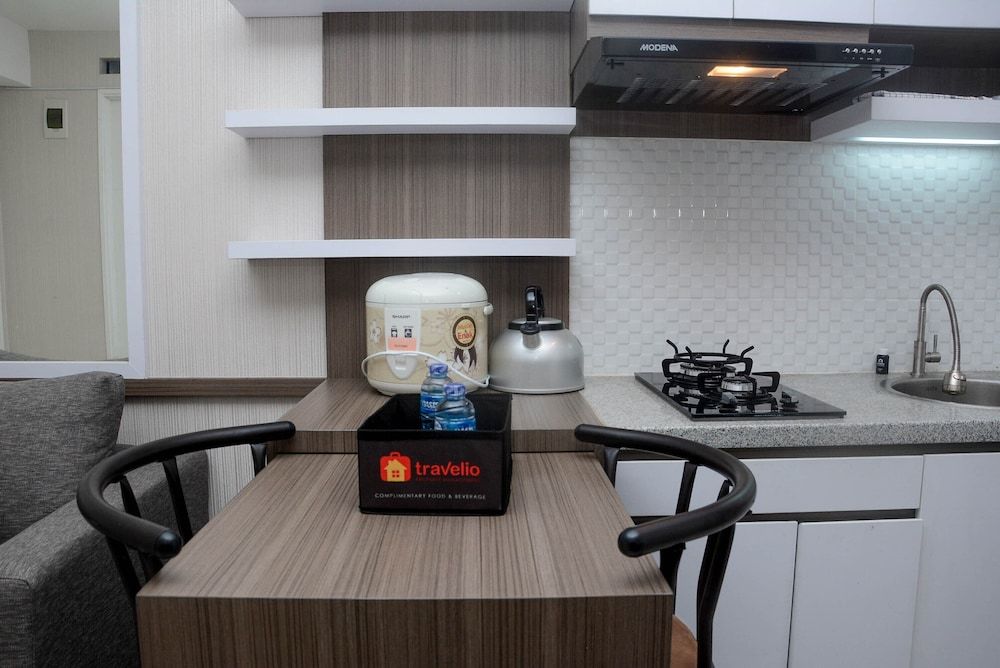 undefined Cozy Stay 2BR Bassura City Apartment near Mall 5