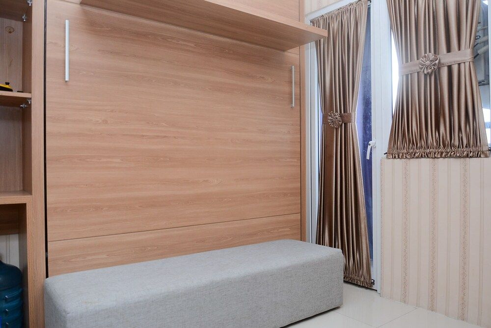 undefined Functional Studio Green Pramuka Apartment near Shopping Center 7