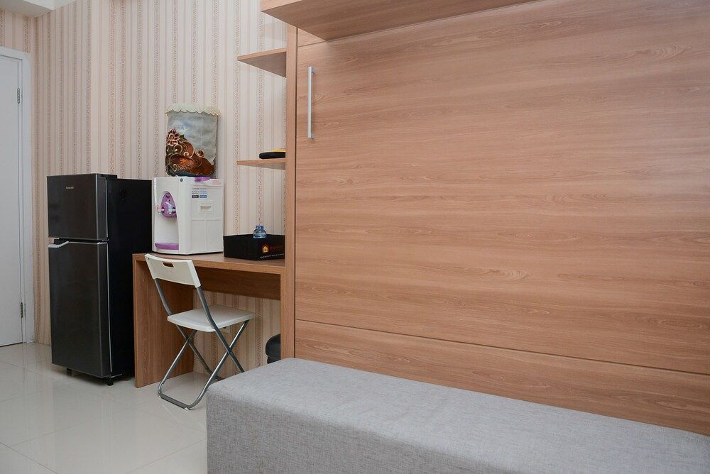 undefined Functional Studio Green Pramuka Apartment near Shopping Center 6