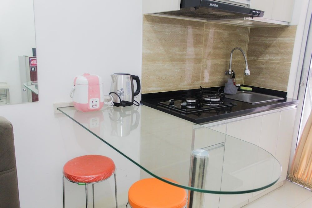 Homey and Cozy 2BR Bassura City Apartment near Mall Room 10