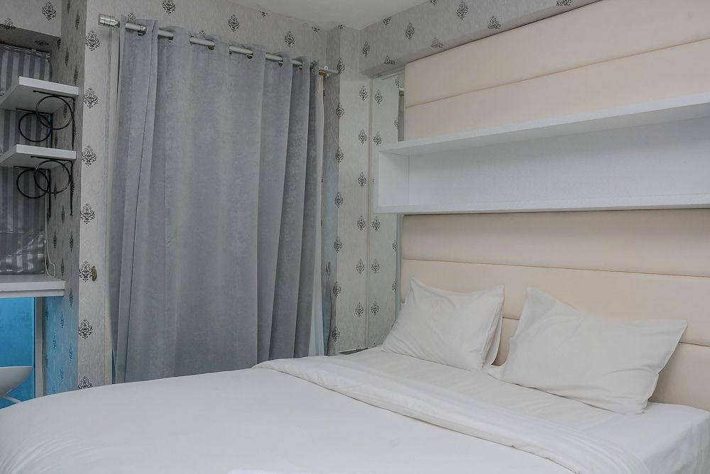 undefined Comfort with City View Studio Tifolia Apartment