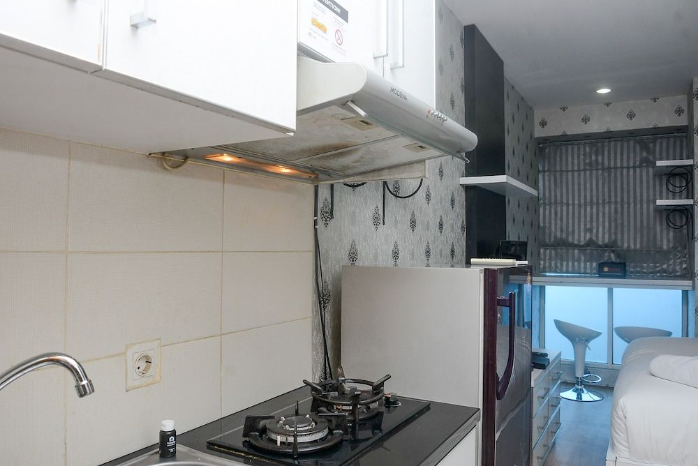 undefined Comfort with City View Studio Tifolia Apartment 10