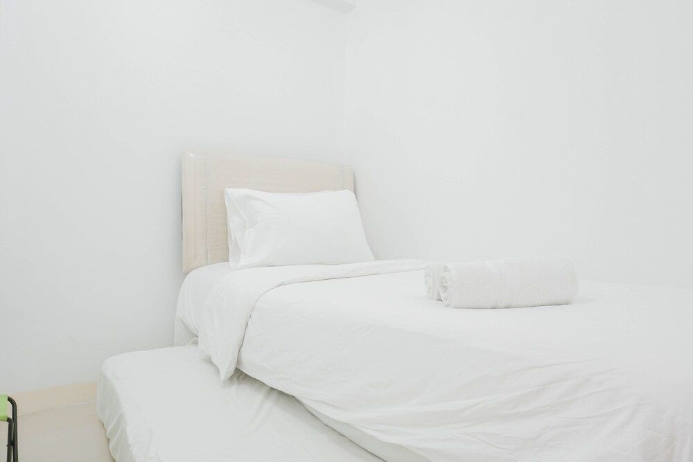 undefined Elegant 2BR at Bassura City Apartment 6