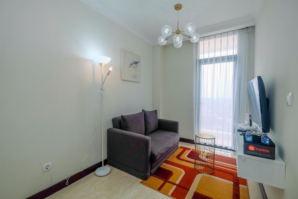 undefined Comfy 1BR with City View at Permata Hijau Suites Apartment 4