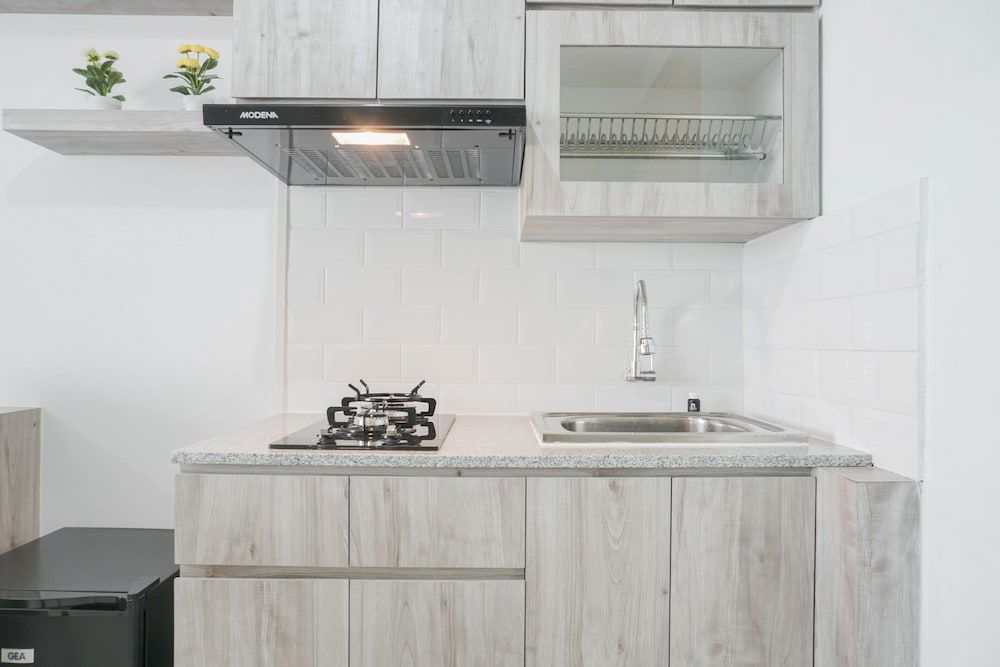 undefined Cozy And Nice Studio At Amethyst Apartment 10