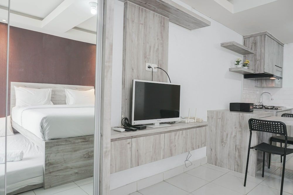 undefined Cozy And Nice Studio At Amethyst Apartment 8