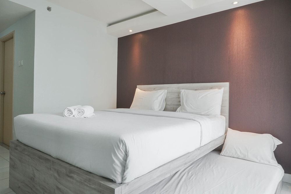 undefined Cozy And Nice Studio At Amethyst Apartment 7