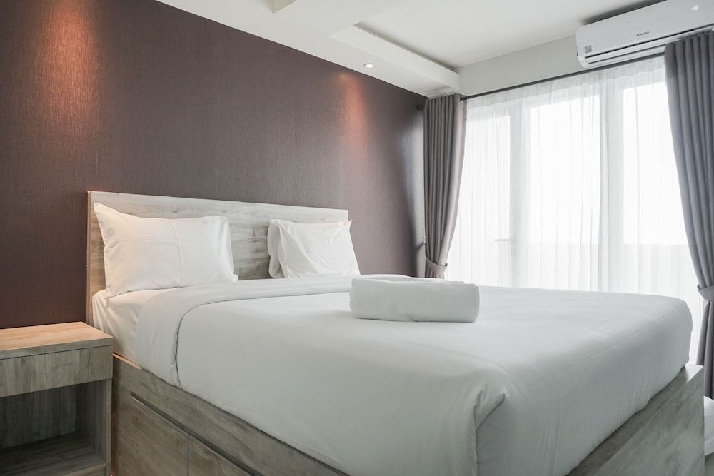 undefined Cozy And Nice Studio At Amethyst Apartment