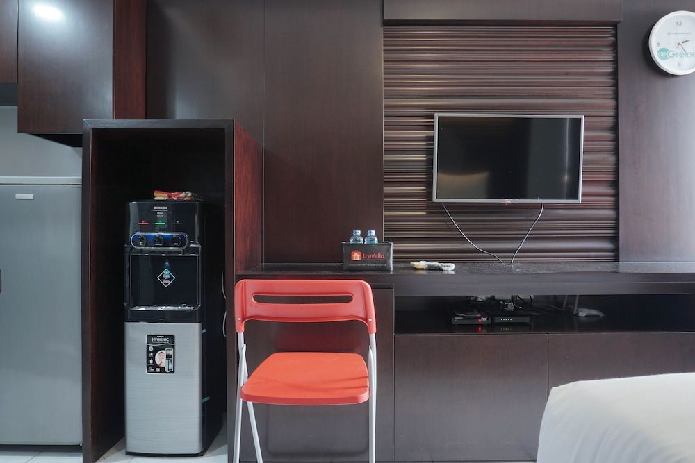 undefined Relax And Comfy Studio At Sahid Metropolitan Apartment 5