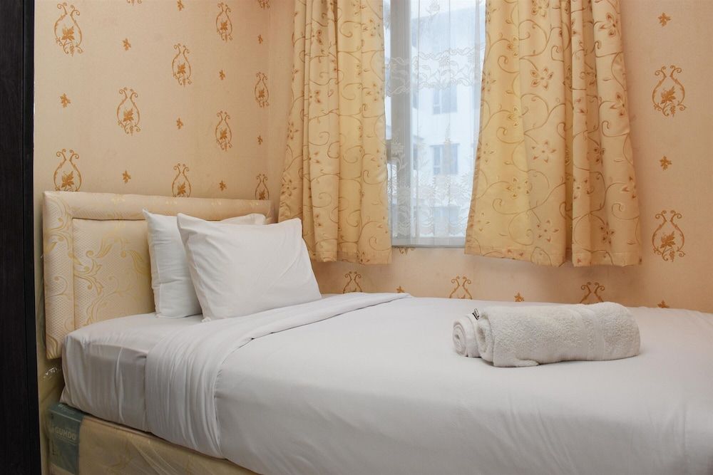 undefined Homey 1Br At Menteng Square Apartment