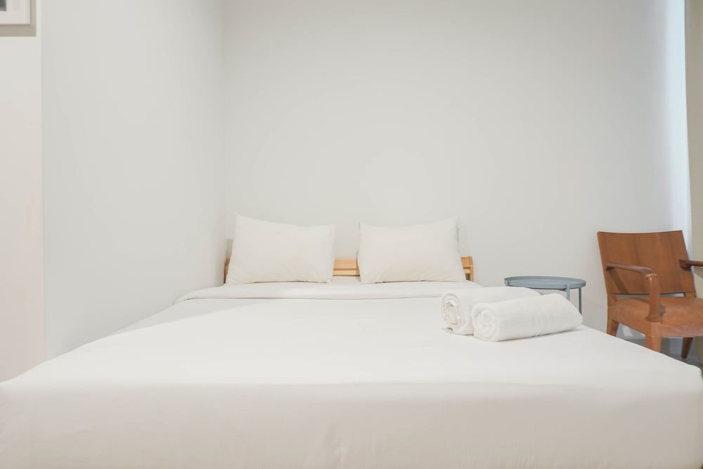 undefined Gorgeous And Cozy Studio At West Vista Apartment