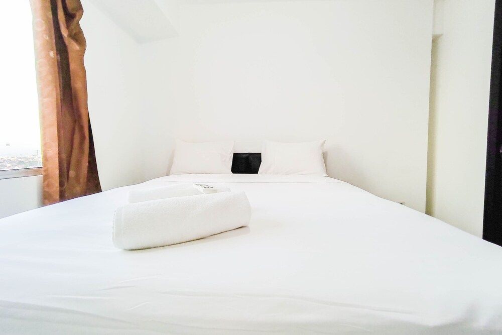 undefined Scenic 2Br With City View At Bassura City Apartment 4