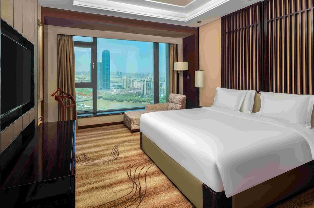 Standard Room, Club Lounge Access, River View (River View)