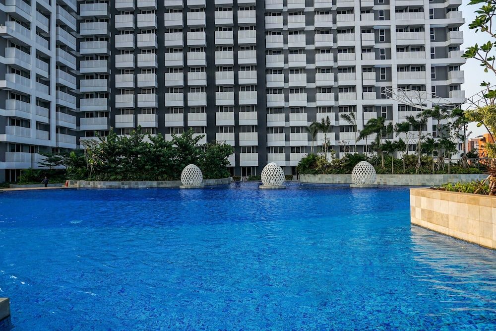 undefined New Furnished Studio West Vista Apartment near Puri Indah 4