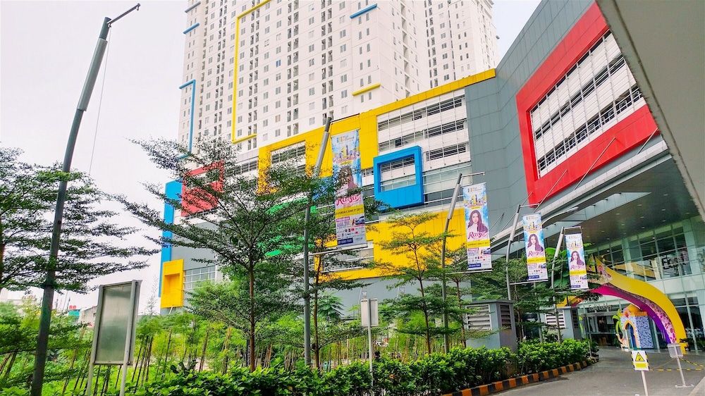 undefined Nice and Comfy 2BR Bassura City Apartment near Mall 3