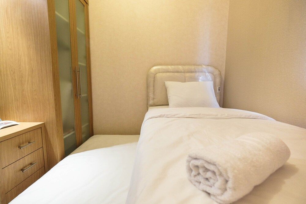 undefined Relaxing 2BR at Sudirman Park Apartment 6