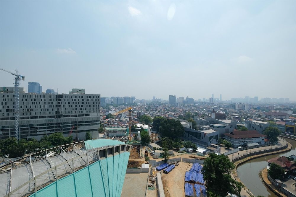 undefined Nice and Fancy Studio at Menteng Park Apartment 2