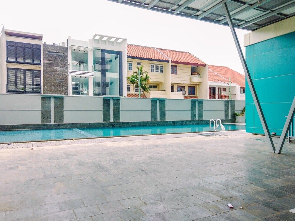 undefined Best Homey Elegant Studio Room at Amethyst Apartment 6