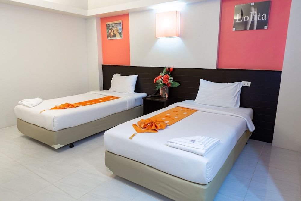 The One Hotel Superior Twin Room 3