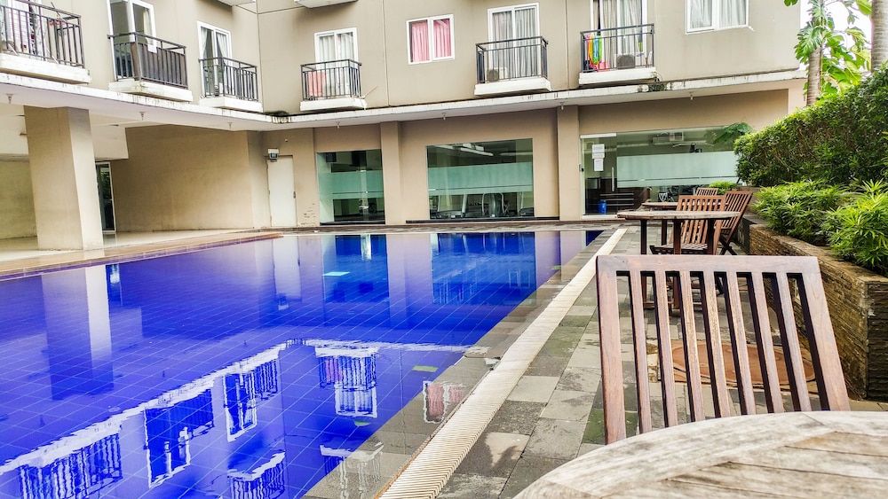 undefined Cozy Living Studio Sunter Park View Apartment 3