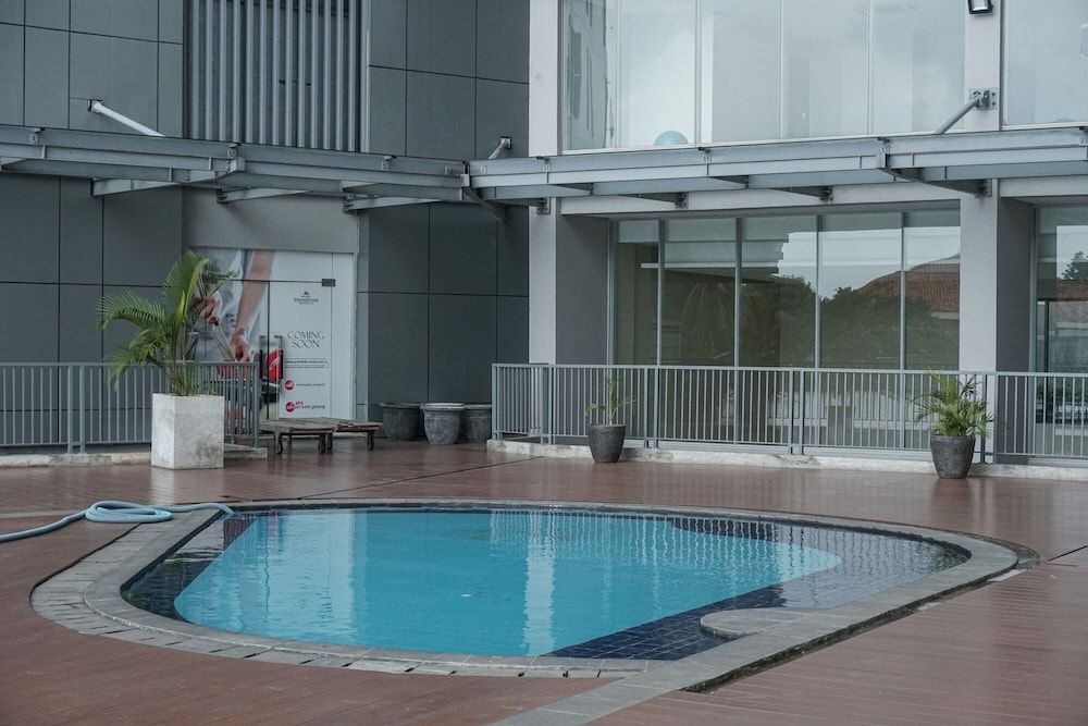 undefined Warm And Cozy 3Br Apartment At The Royal Olive Residence 7