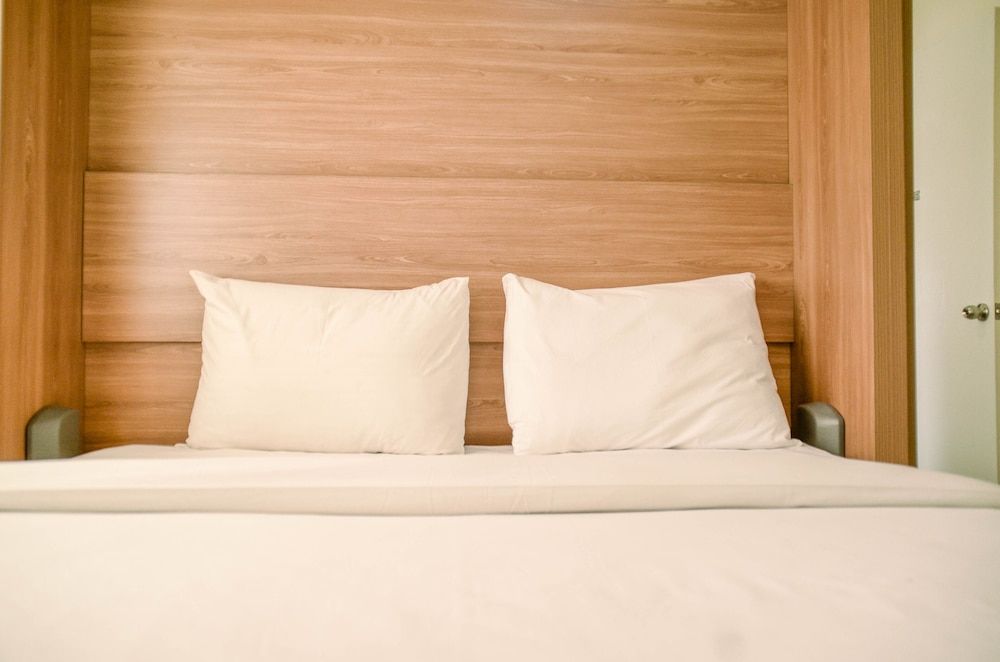 undefined Comfort And Simple 2Br At Green Pramuka City Apartment 7