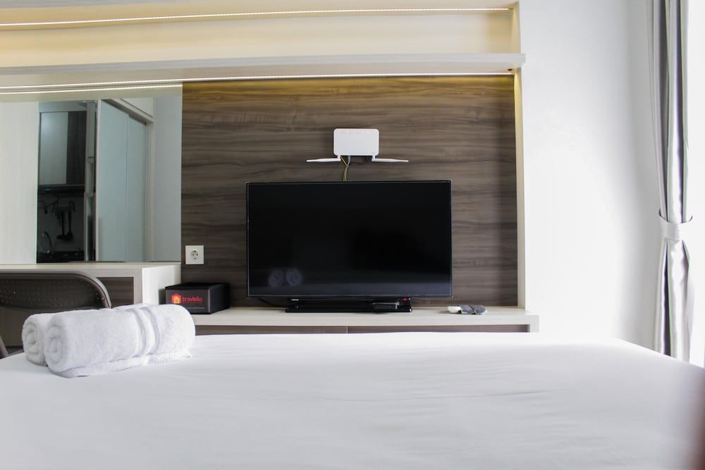 undefined Comfy And Strategic Studio Signature Park Grande Apartment 4